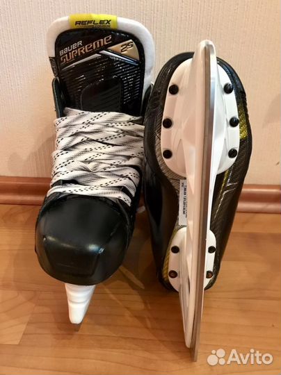 Хоккейные коньки bauer новые размер