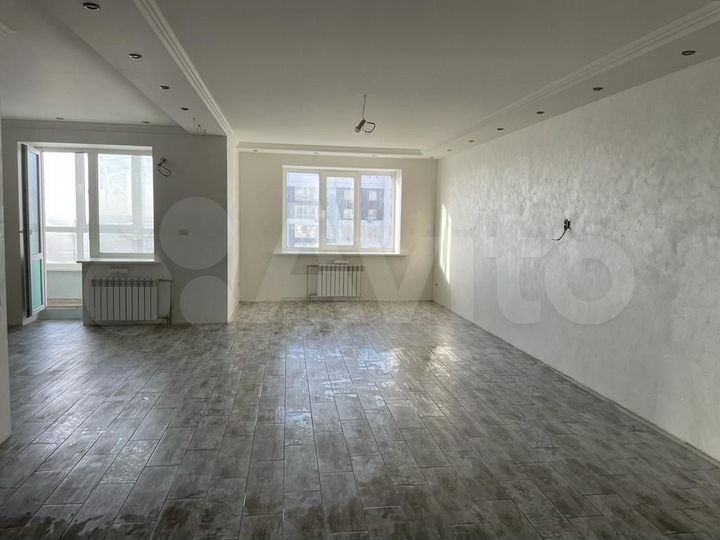 3-к. квартира, 108 м², 16/17 эт.