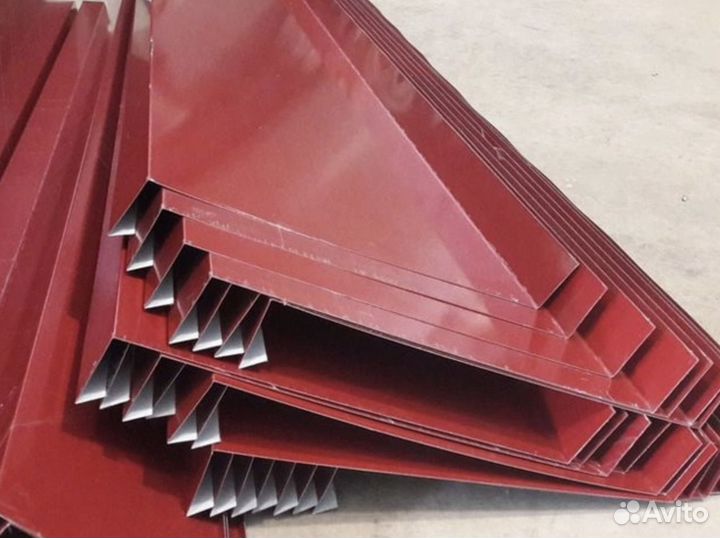 Откос сэндвич-панели. Планка откоса Нащельники