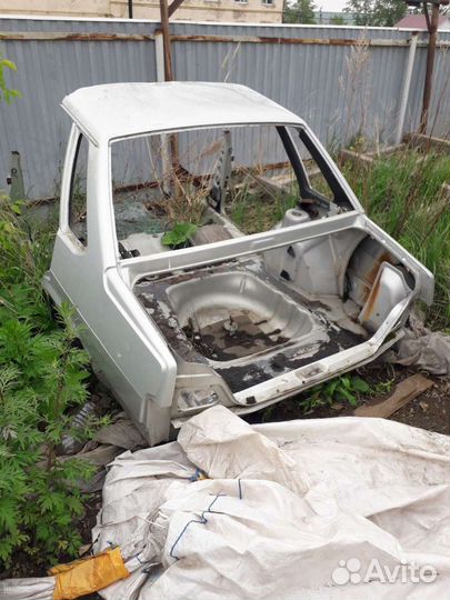 Продам кузов от ваз 2114,15по частям