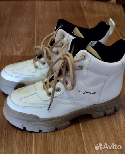 Ботинки демисезонные женские 38раз