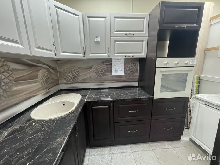 Кухонный гарнитур новый