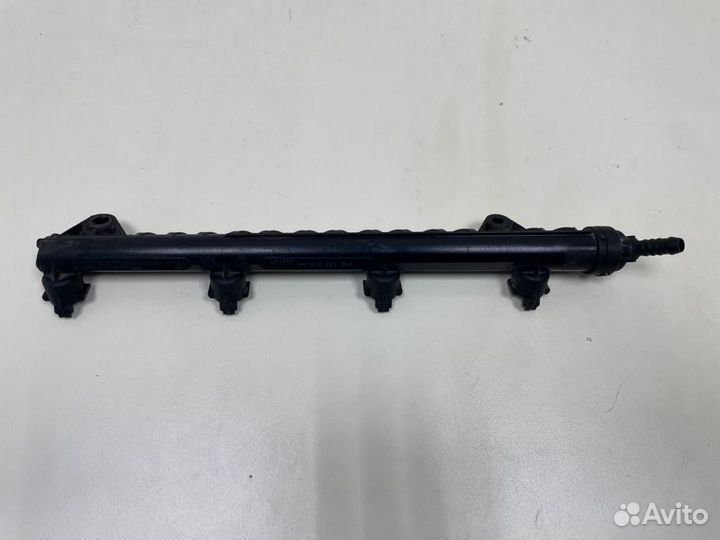 Рейка топливная (рампа) Volkswagen Polo cwvb