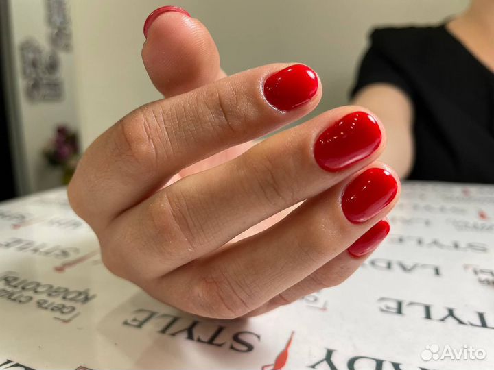 Маникюр на дому