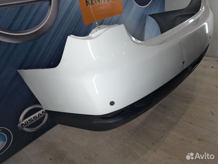 Бампер зад Nissan almera G15