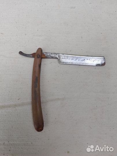 Опасная бритва в футляре