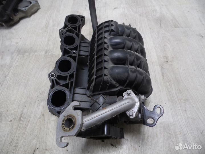 Colt Коллектор впускной Mitsubishi Colt (Z3) 2003