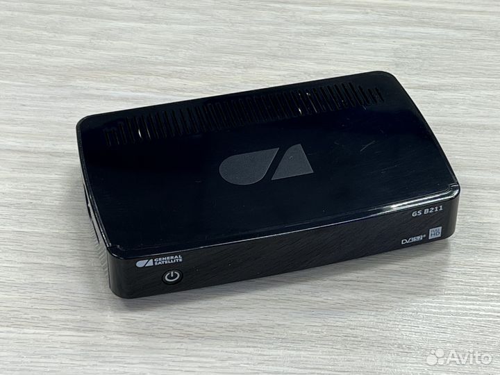 Ресивер триколор gs b211