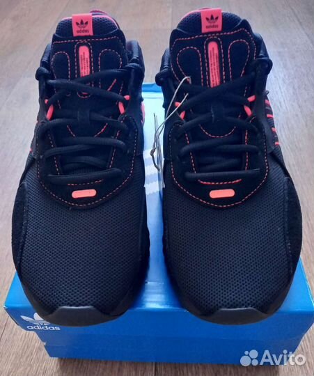 Кроссовки adidas Hi-Tail