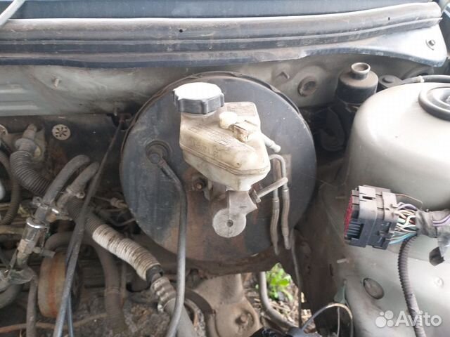 Ваккум форд меркури 1999год 2.0