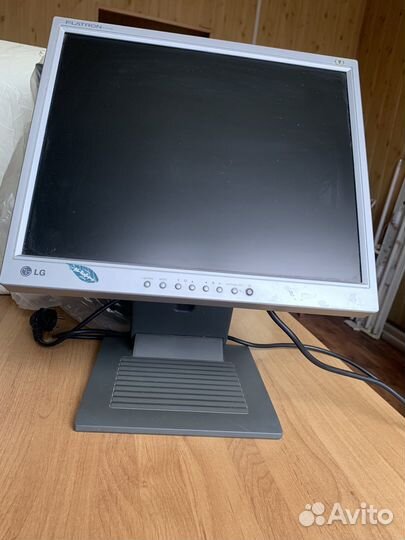 Монитор lg flatron 17