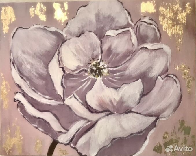 Цветок картина в интерьер с золотом