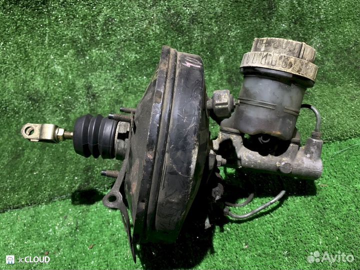 Главный тормозной цилиндр на mitsubishi libero CD8