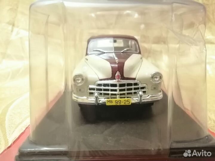 Модель зим-12 (газ-12) в масштабе 1:24