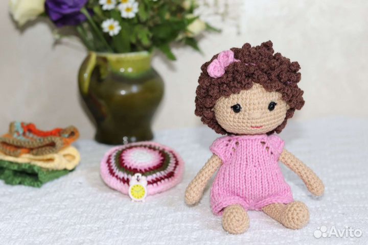 Куколка малышка с гардеробом ручной работы