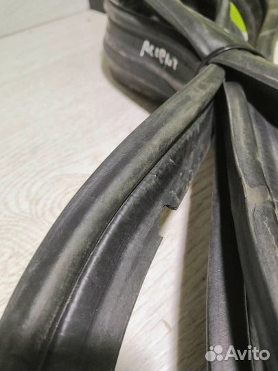 Уплотнитель Хендай Акцент 2