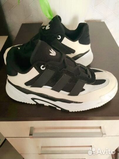 Кроссовки демисезонные