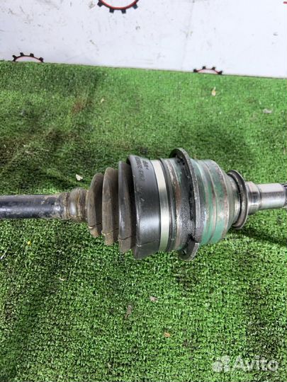 Привод передний левый Toyota Celica ZZT231 2ZZ-GE