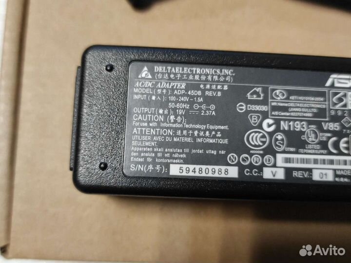 Блок питания для ноутбука Asus 19V 2.37A 3.0x1.0