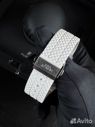 Hublot Big Bang 41mm All White Ceramic Aspen