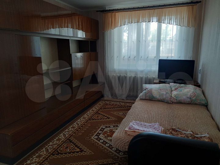 2-к. квартира, 40 м², 1/3 эт.