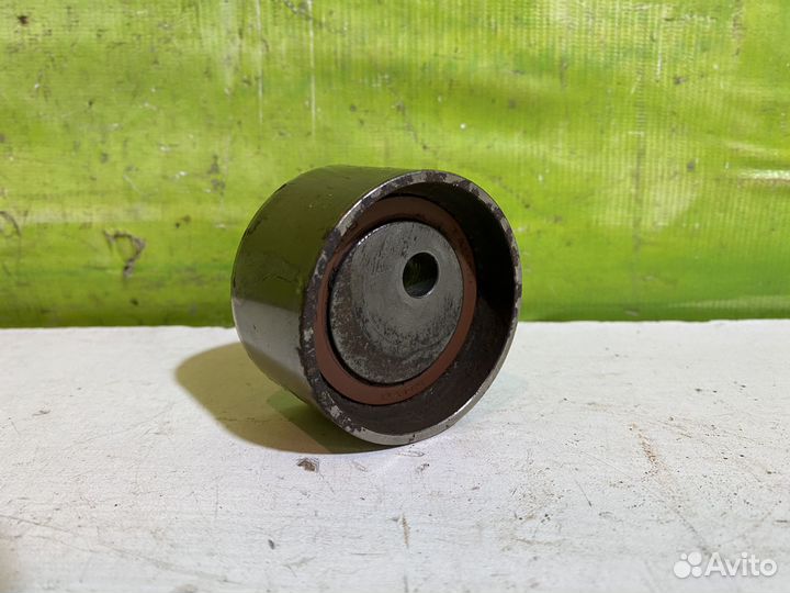 Ролик натяжитель ремня грм Mitsubishi Pajero 4