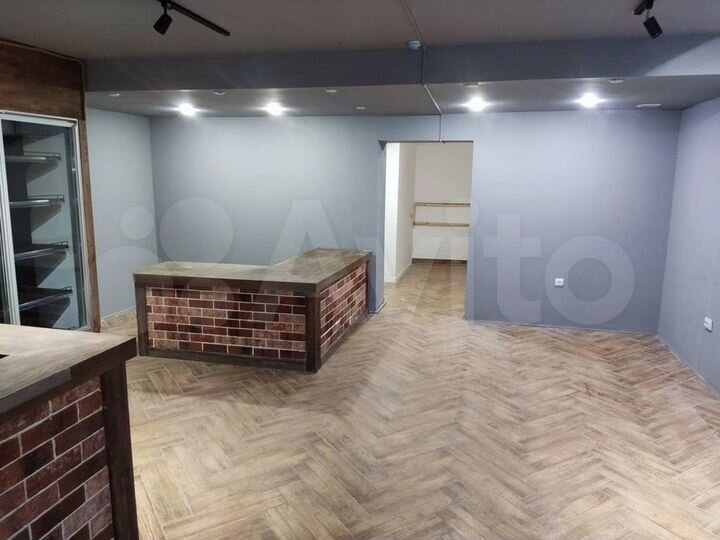 Торговая площадь, 98 м²