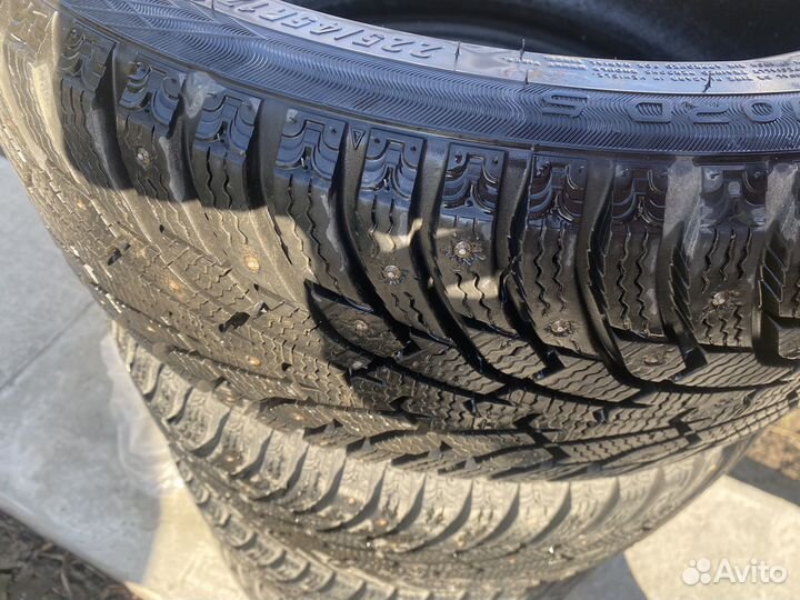 Maxxis Premitra Ice Nord NP5 225/45 R17