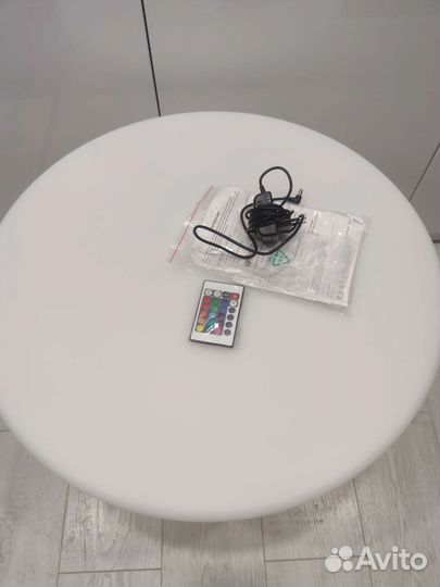 Светильник - журнальный столик