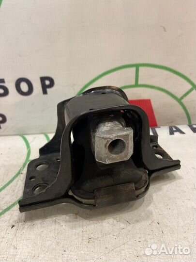 Опора (подушка) правая Nissan Qashqai J10E HR16DE