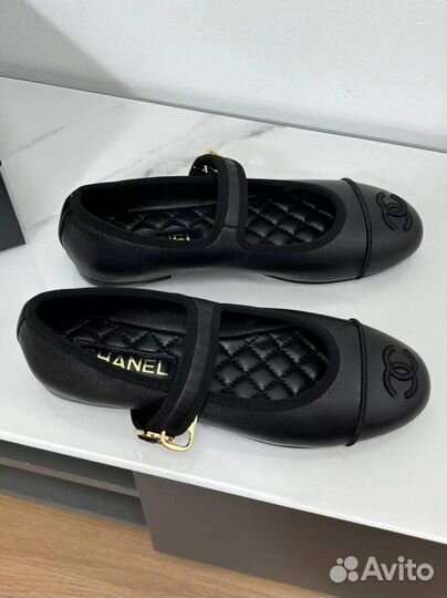 Балетки Chanel кожаные