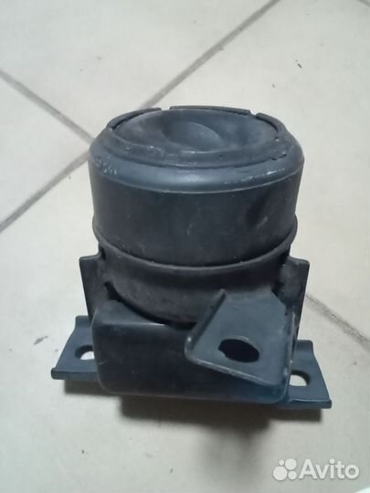Опора двигателя правая чери тиго