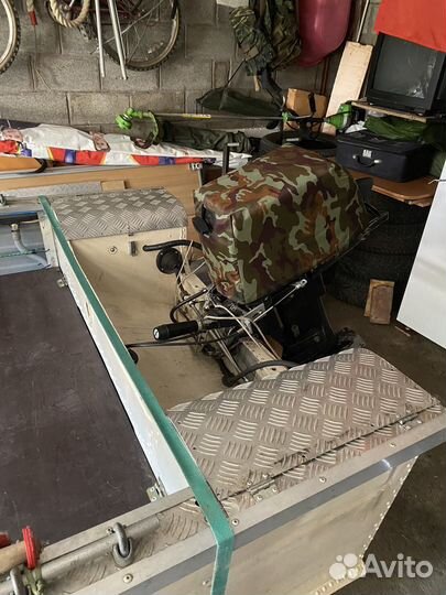 Лодка с мотором