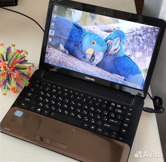 Ноутбук Toshiba i5/4 ядра/танки тянет