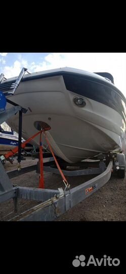 Прогулочный катер