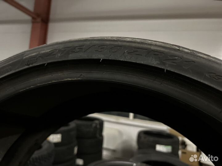 Pirelli P Zero 275/30 R21