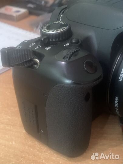 Фотоаппарат кенон 650D