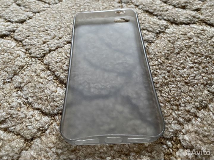 Чехол на iPhone 5 5S SE