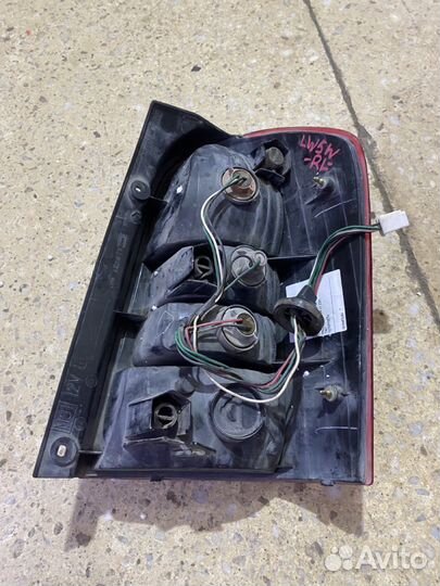 Стоп сигнал Б/У LC6251160ALC6251180