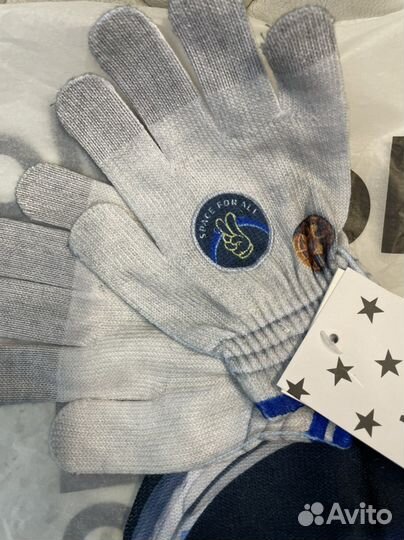 Шапка и перчатки Molo новые