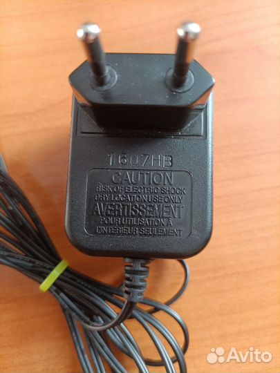 Блок питания DVE DV-09540acup