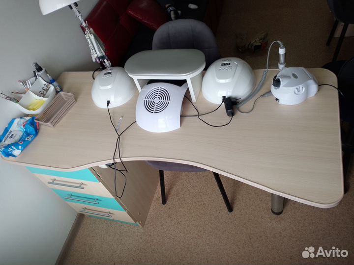 Стол для маникюра