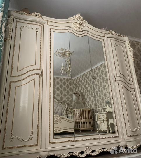 Спальный гарнитур бу
