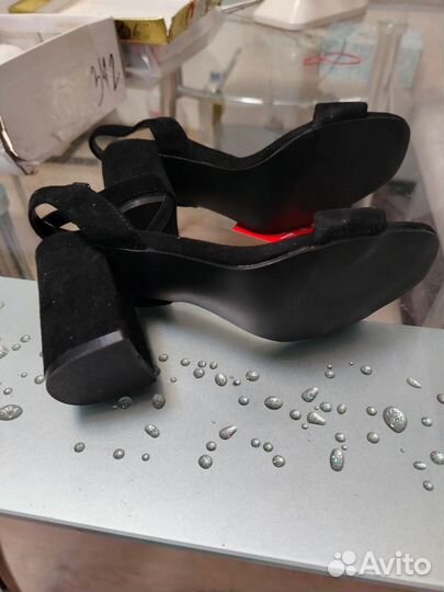 Босоножки женские 37 размер