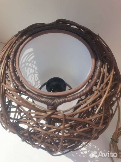 Лампа настольная новая