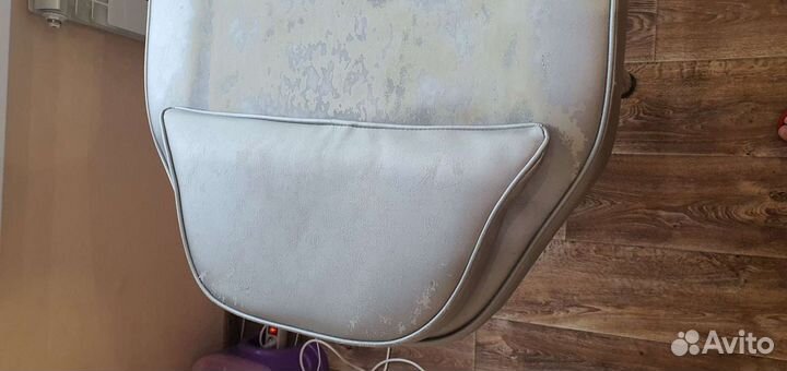 Массажный стол