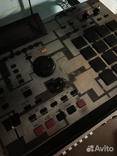 Akai MPC 2000XL SE 3