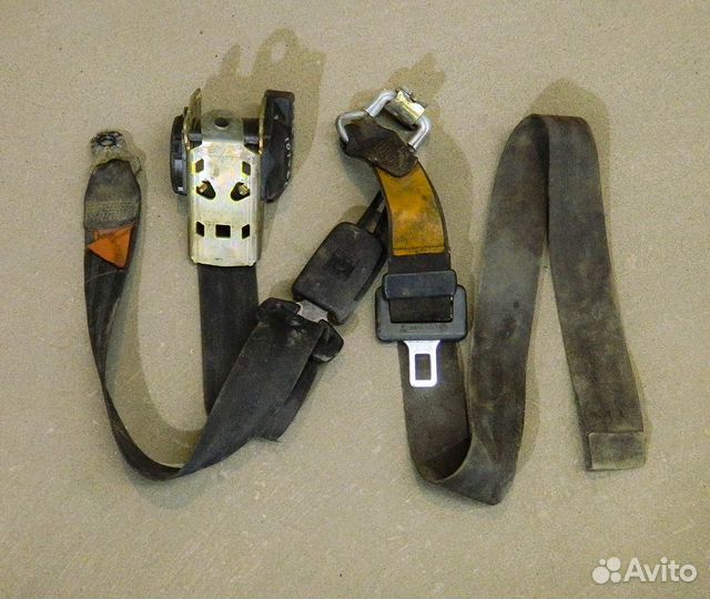 Ремень безопасности задний VW Passat B3