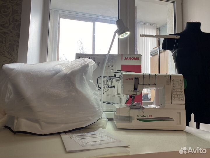 Распошивальная машина Janome Cover 7 plus