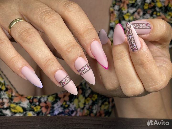 Наращивание ногтей, покрытие гель-лак